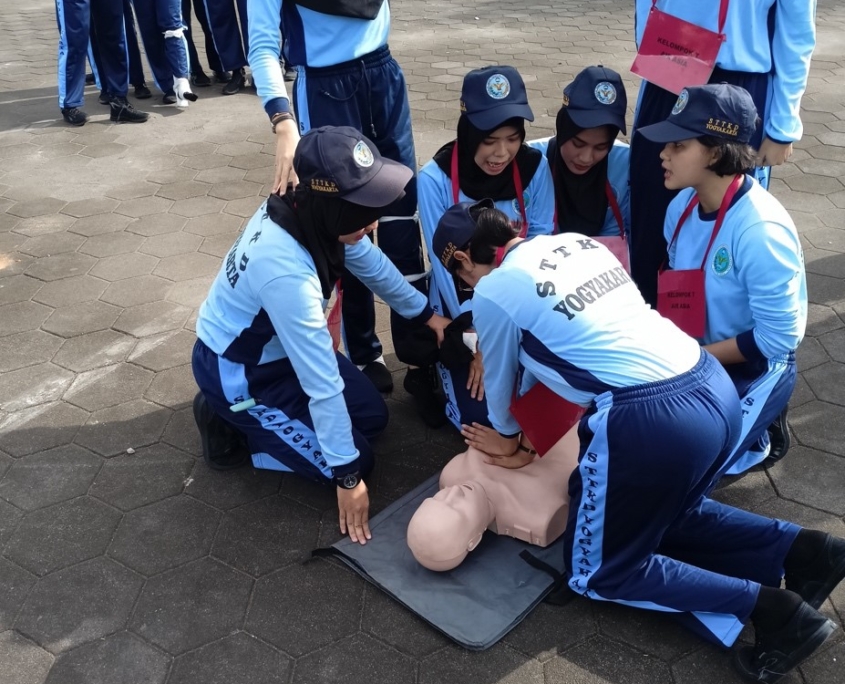 CPR atau Cardiopulmonary Resuscitation