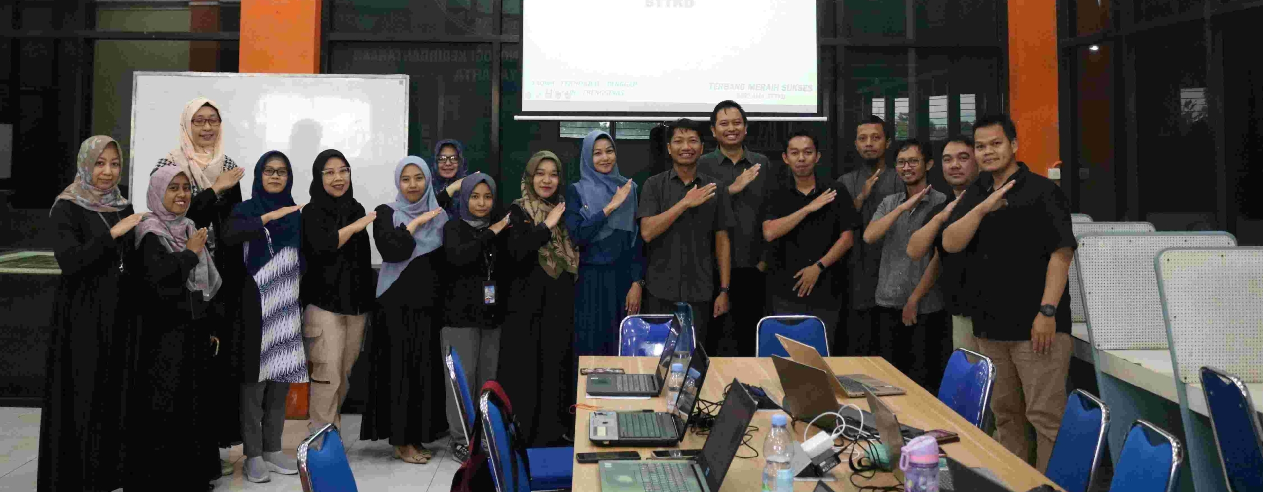 Penguatan Kualitas Dosen Melalui Kegiatan Kolaboratif