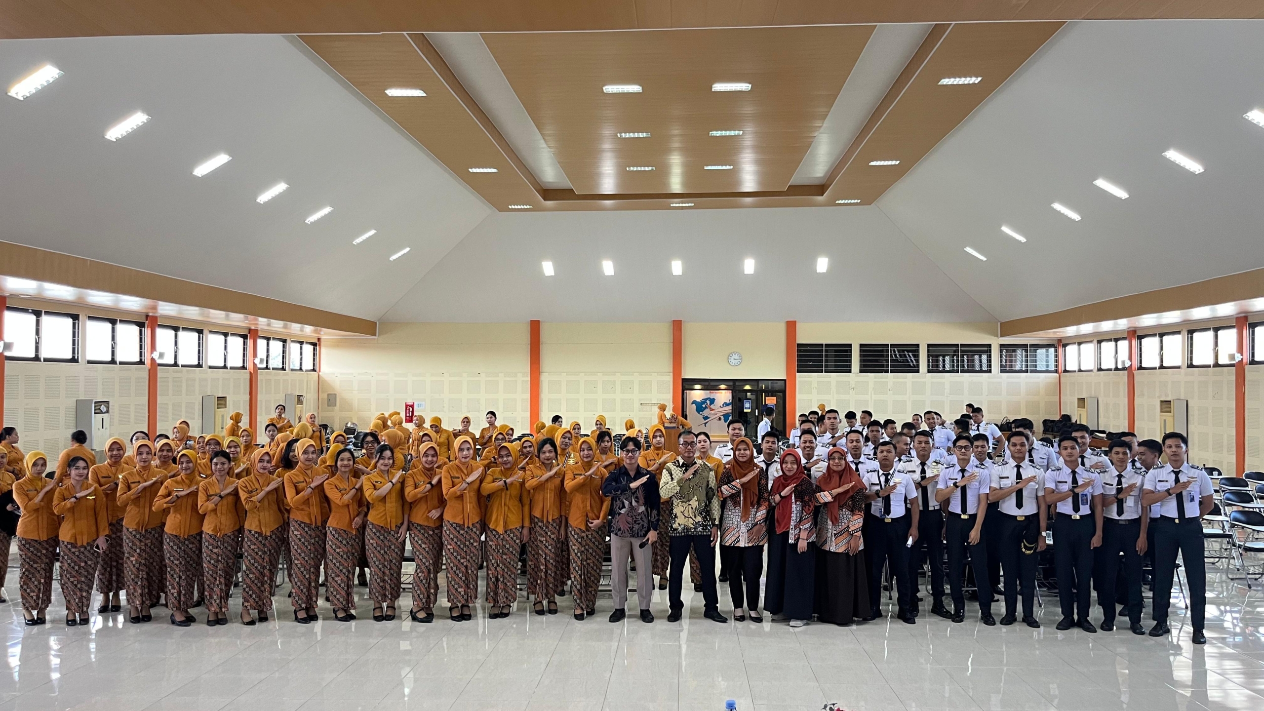 Seminar Aviation Security di STTKD Yogyakarta
