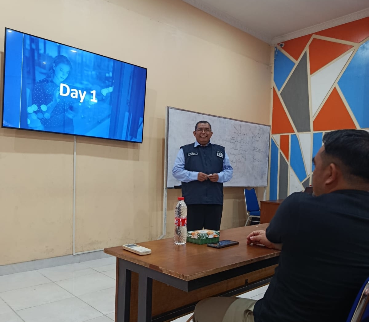 STTKD Tingkatkan Daya Saing SDM Melalui Penguatan Bahasa Inggris