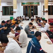 Buka Bersama Taruna di Masjid At-Tien Kurniadi STTKD