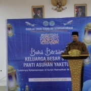 STTKD Yogyakarta Pererat Kebersamaan Lewat Buka Puasa Bersama Anak Panti YAKETUNIS